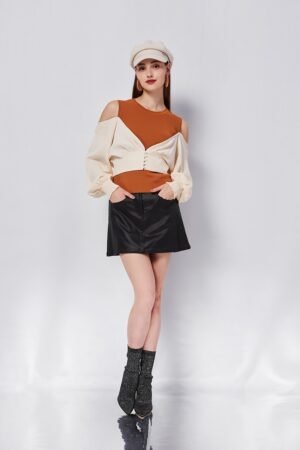 Leather skirt with fog texture