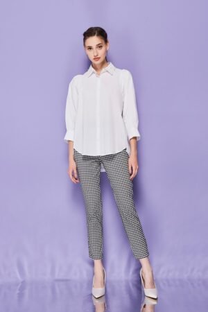 Small plaid slim pants