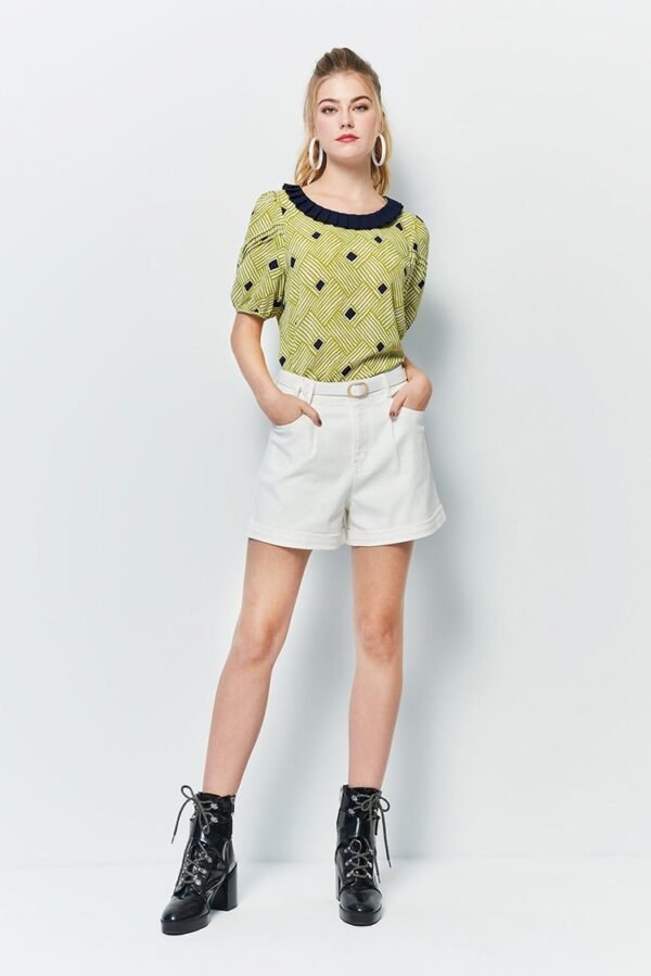 Casual high-waisted stereo belt shorts