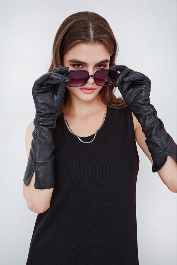 Round neck drop bright ring