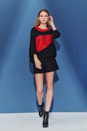 Two-tone bevel splicing asymmetrical hem hoodie