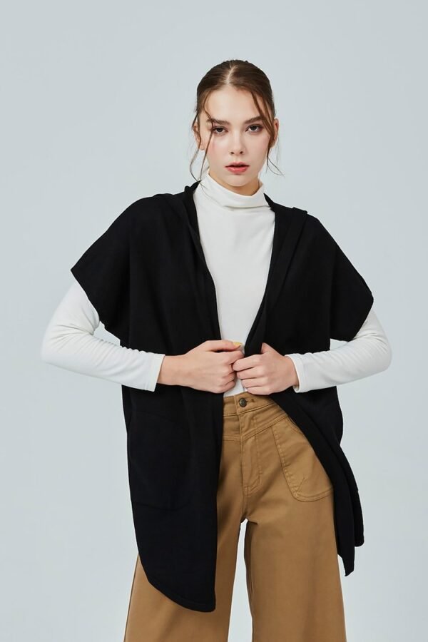 2-51.jpg Short-sleeved knit hooded coat