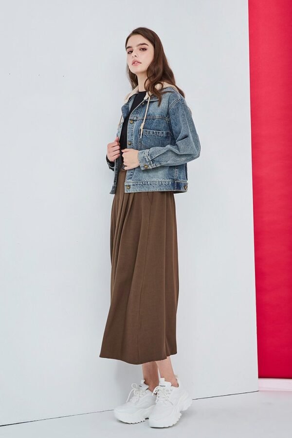 Short knit hooded large pocket