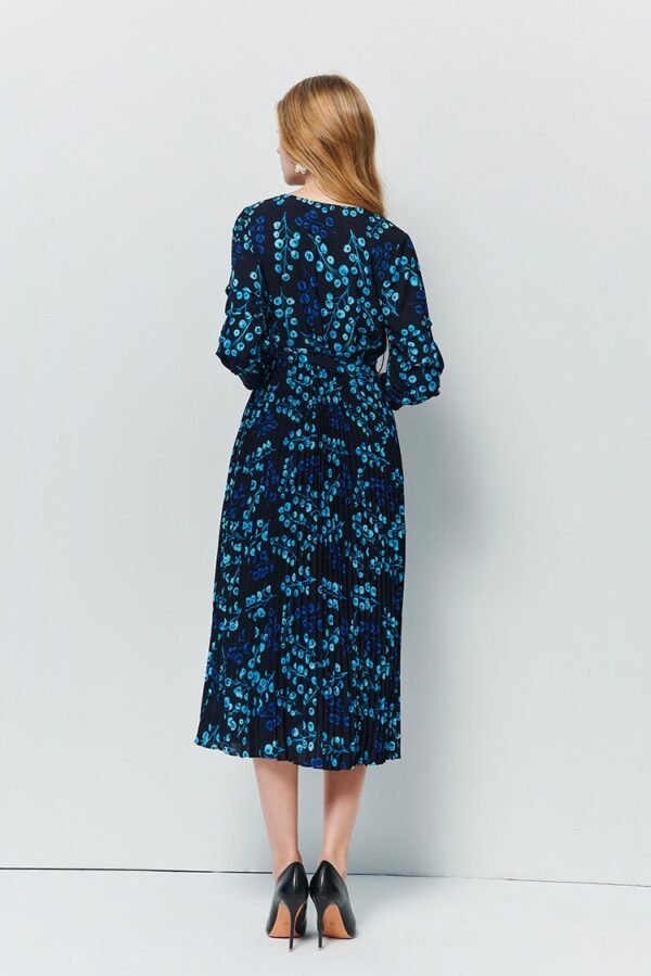 Split sleeve V-neck floral pleats