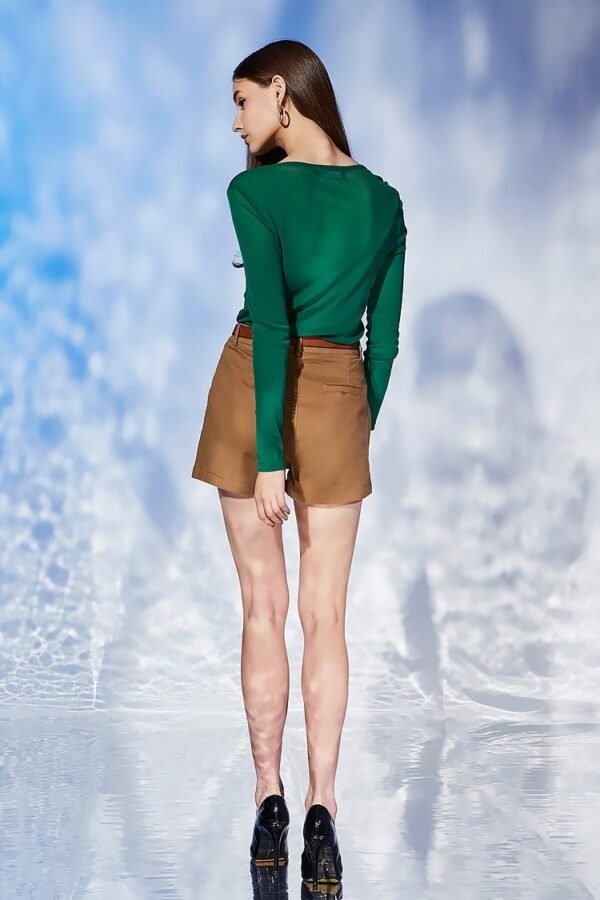 Plain translucent top