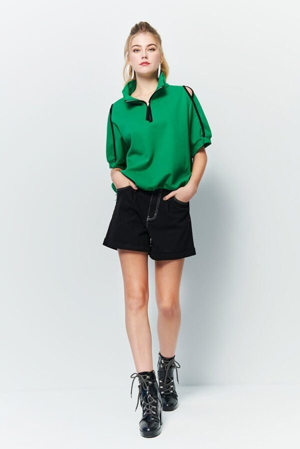 Casual high-waisted stereo belt shorts