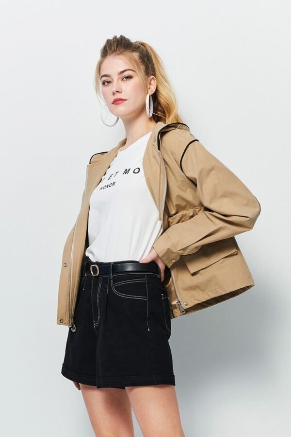 Casual high-waisted stereo belt shorts